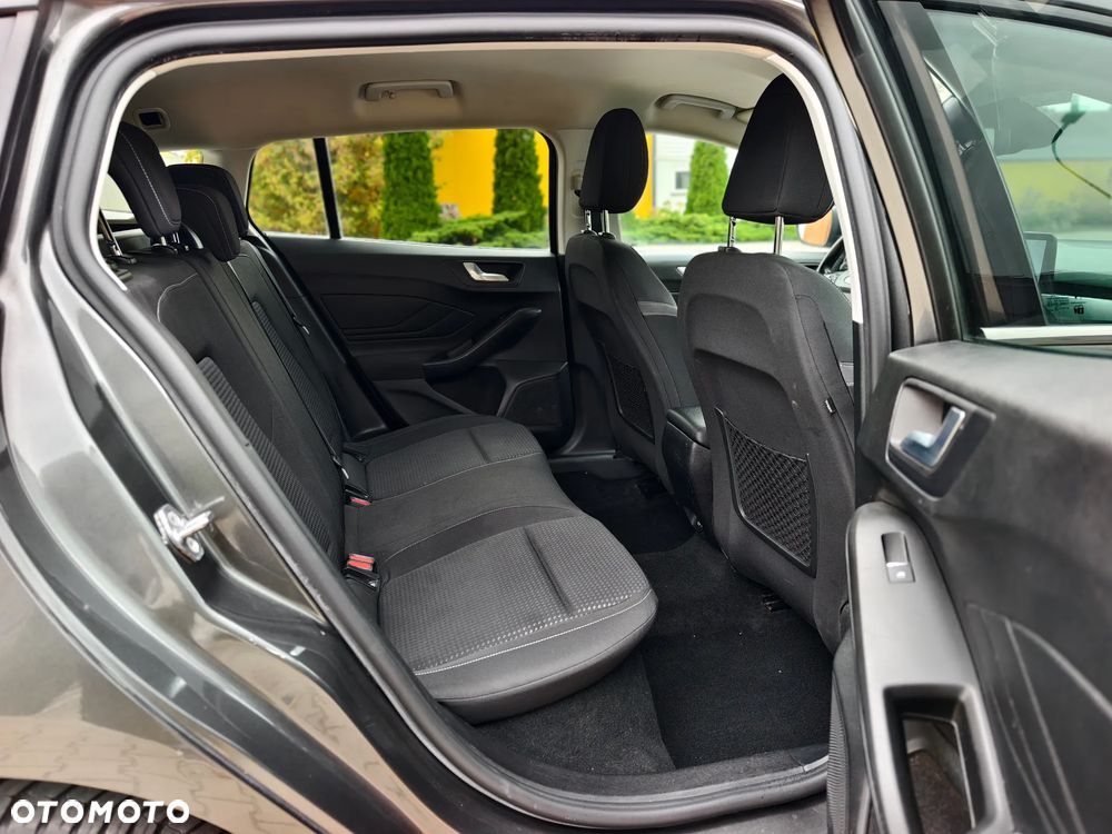 Ford Focus 1.5 EcoBoost STart-Stopp-System TITANIUM - 22