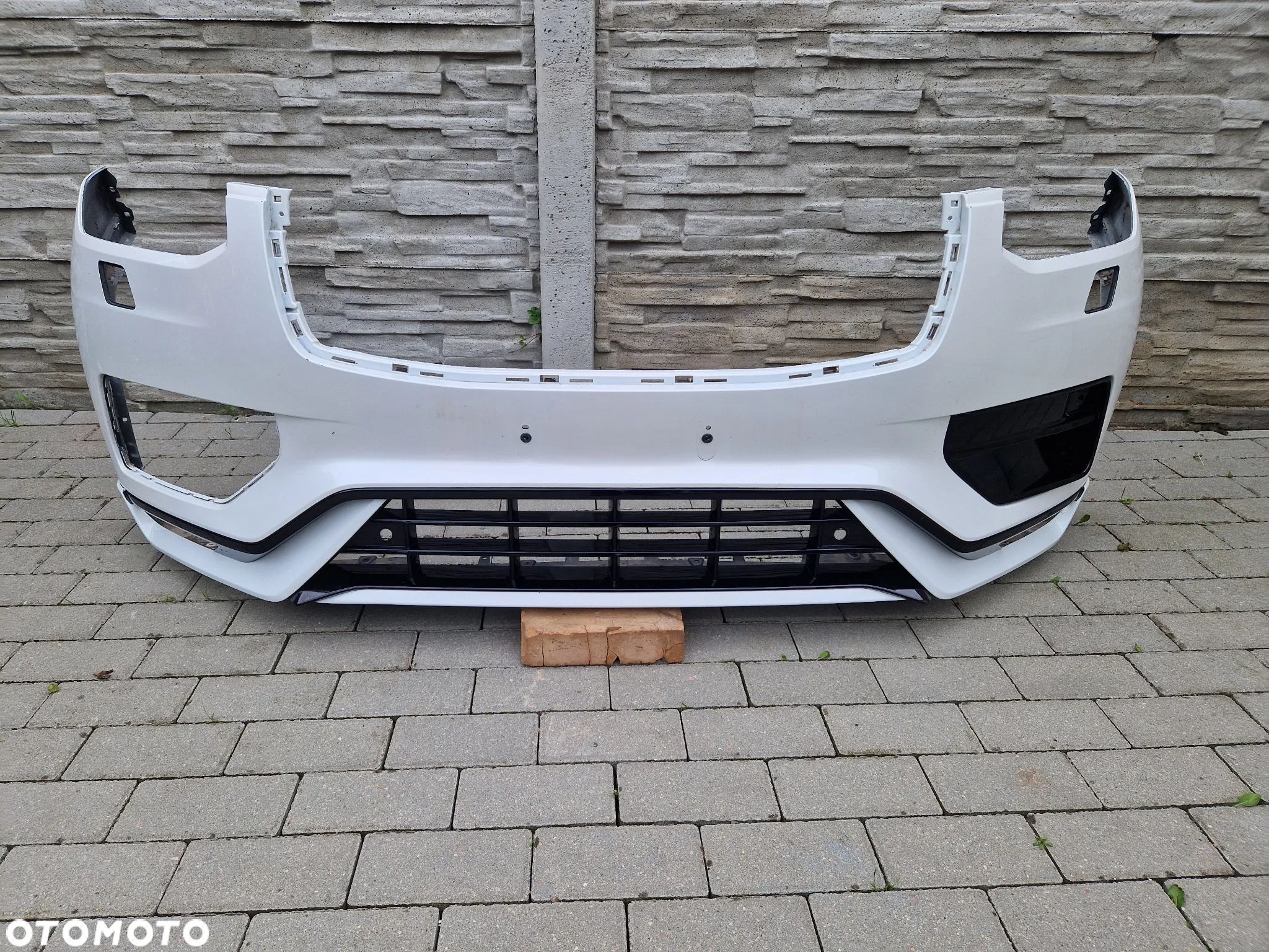 Zderzak Volvo Xc90 II lift r design - 1