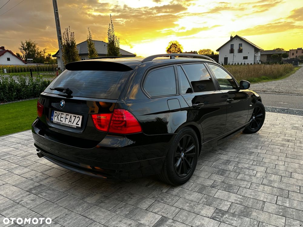 BMW Seria 3 - 12
