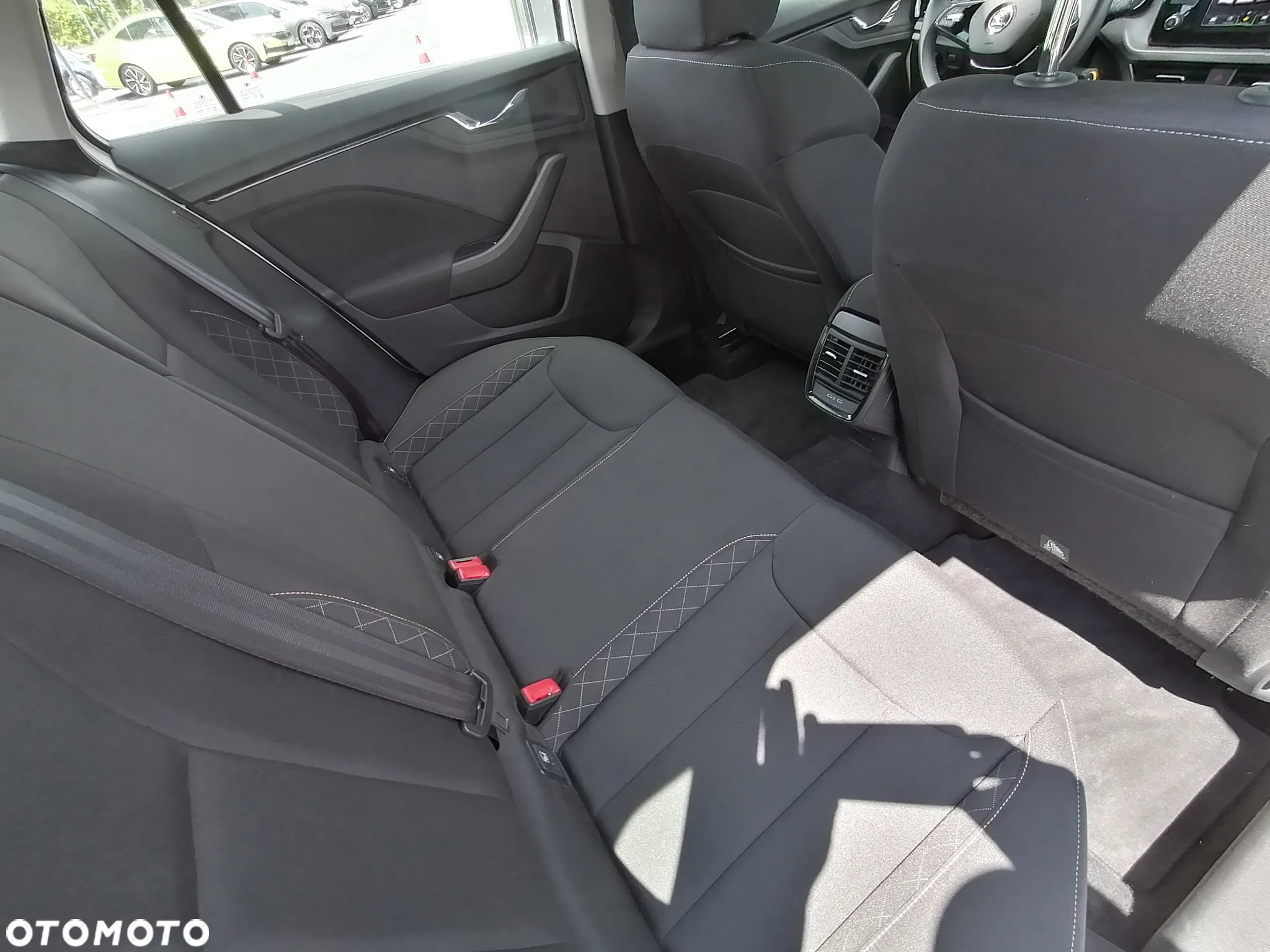 Skoda Kamiq 1.0 TSI Ambition - 12