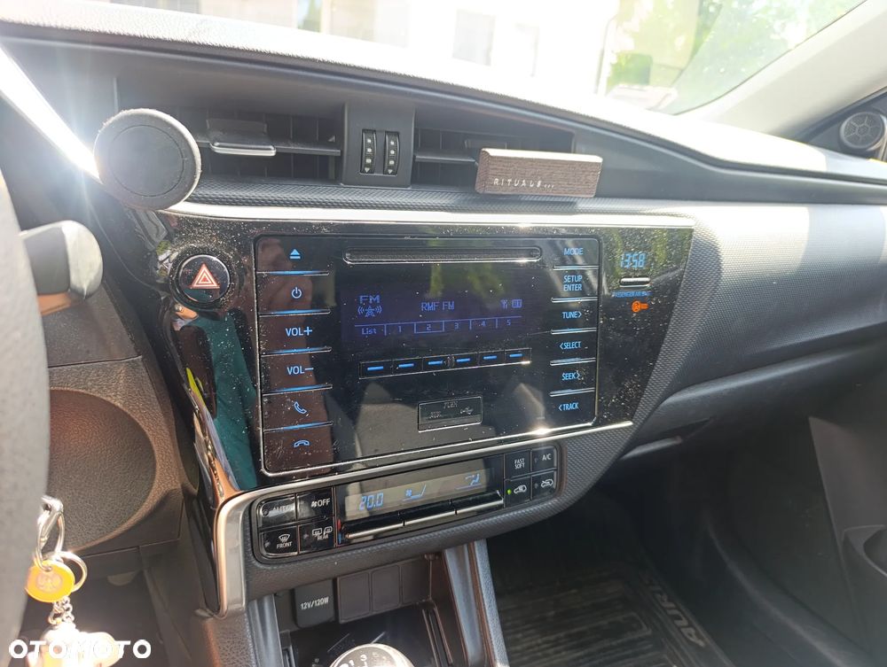Toyota Auris 1.6 Active - 4