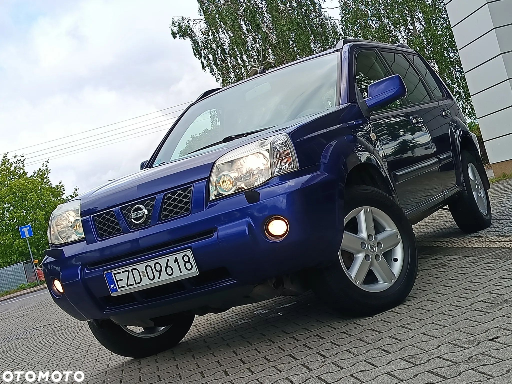 Nissan X-Trail 2.0 4x4 XE - 1