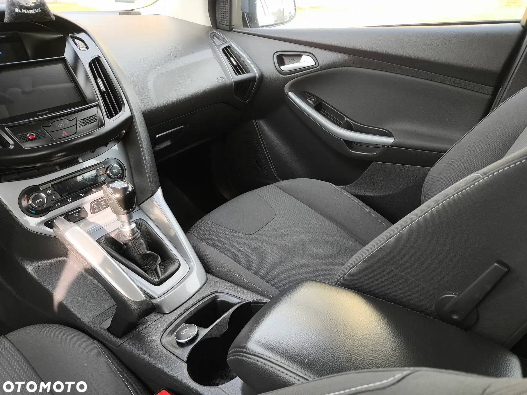 Ford Focus 1.6 EcoBoost Titanium - 10
