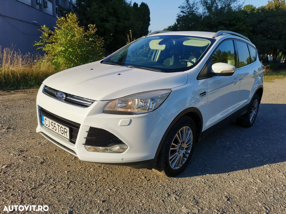 Ford Kuga 2.0 TDCi 4WD Powershift Titanium - 1