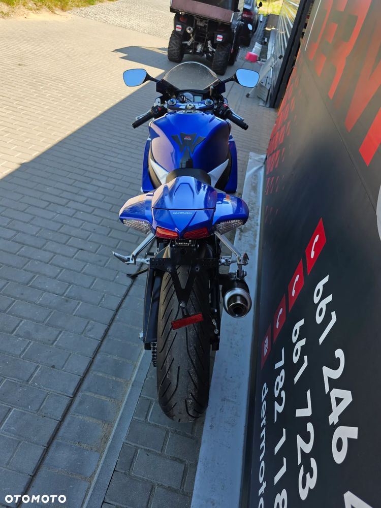 Suzuki GSX-R - 33