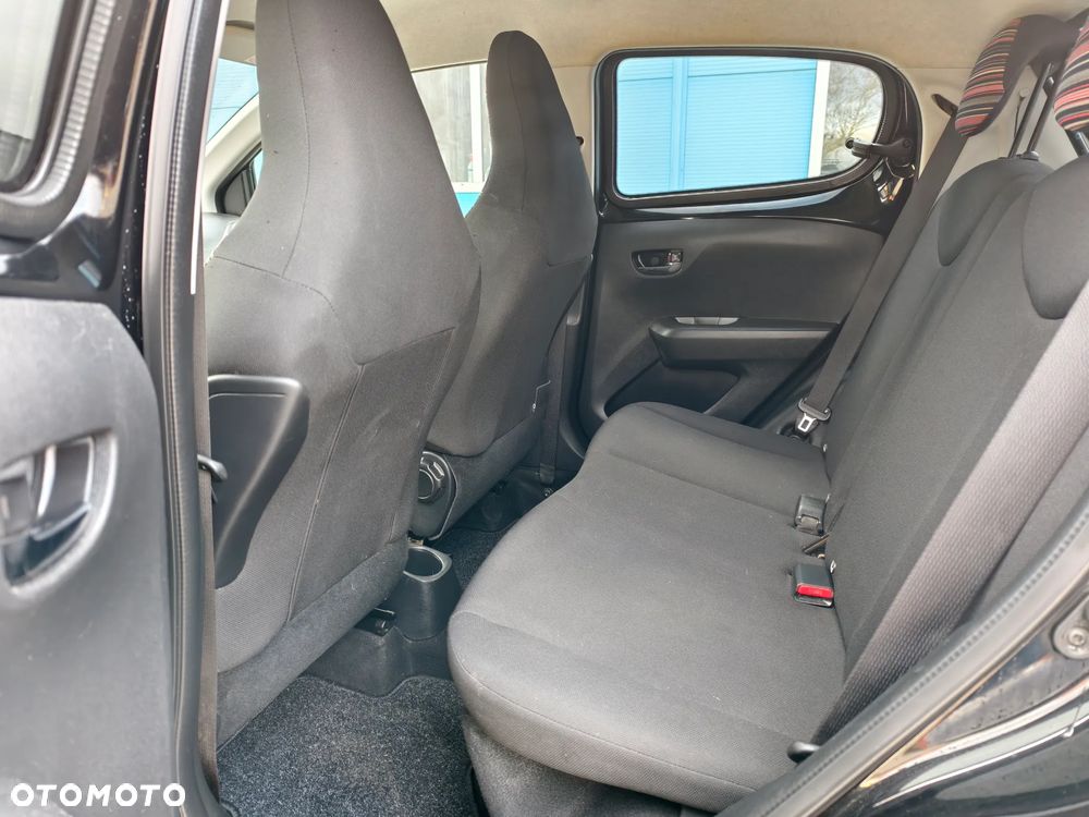 Citroën C1 VTi 72 SHINE - 12