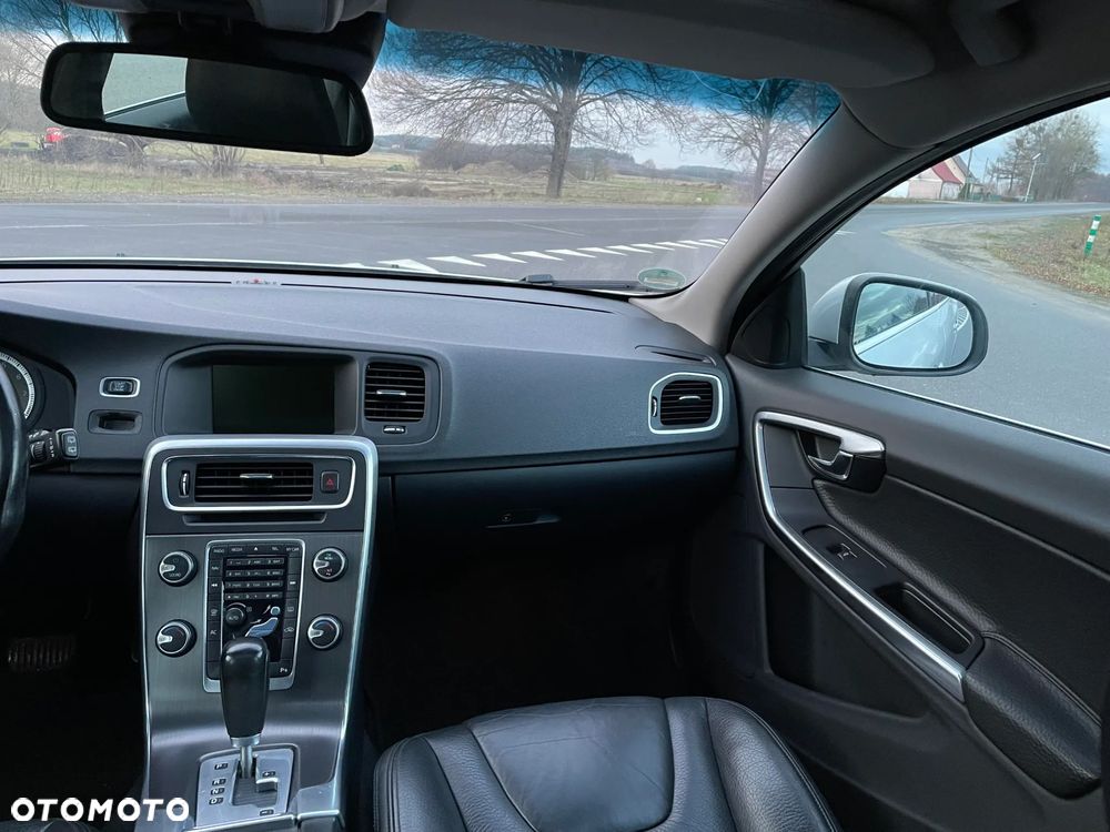 Volvo V60 - 12