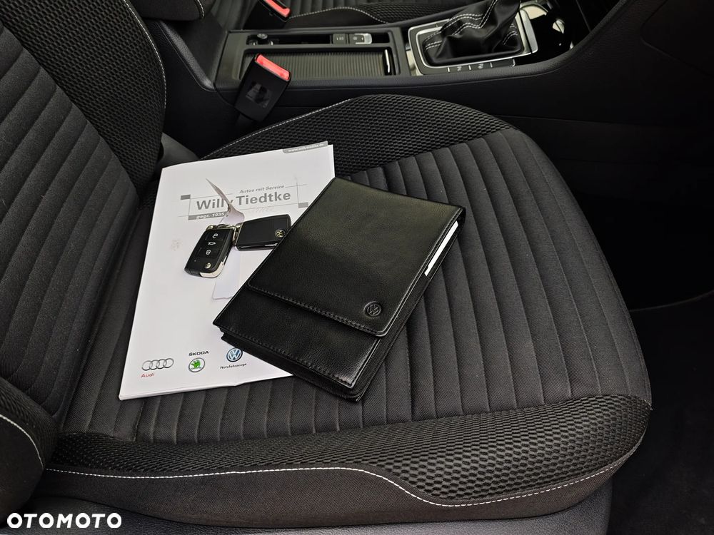 Volkswagen Golf 1.4 TSI BlueMotion Technology DSG Cup - 20