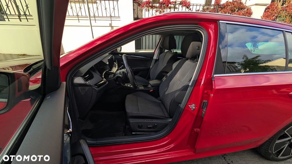 Skoda Octavia 2.0 TDI Style DSG - 10