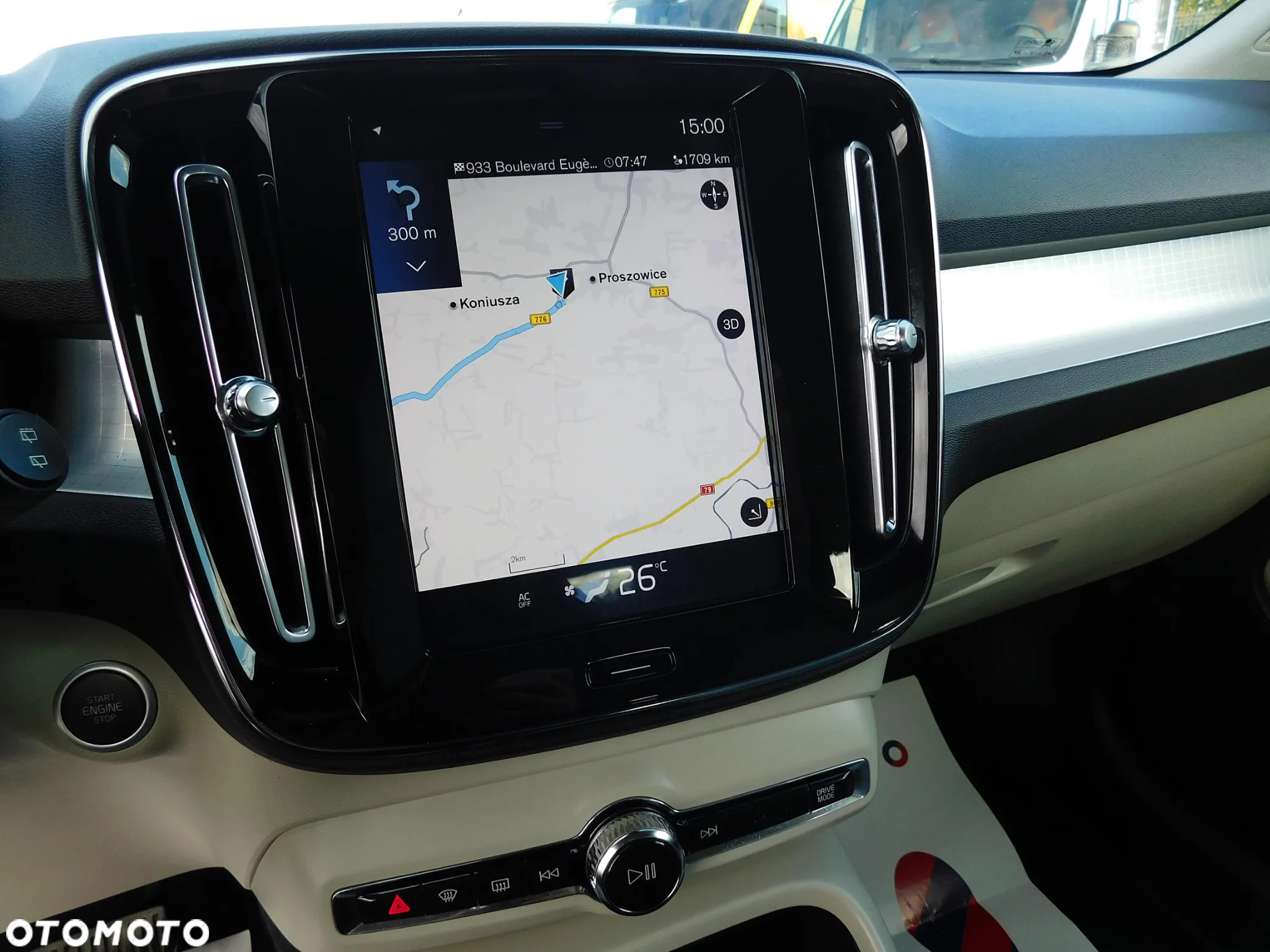 Volvo XC 40 T5 Plug-In Hybrid Momentum - 12
