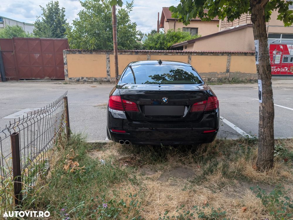 BMW Seria 5 525d xDrive - 5