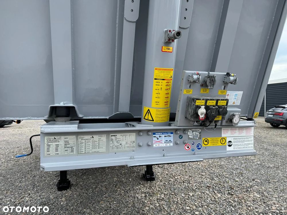 Stas Wywrotka Alu 43 m3 Klapo Drzwi 6140kg Oś podn Opony 80% - 6