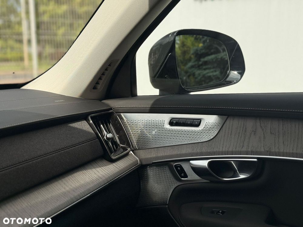 Volvo XC 90 - 27