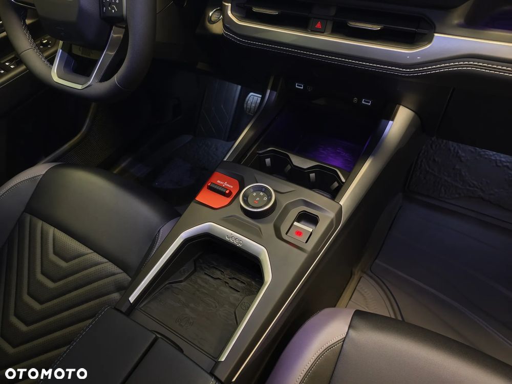 Jeep Compass 1.2 T3 mHEV First Edition FWD DCT - 12