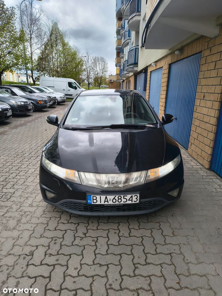 Honda Civic 1.8 Executive - 1