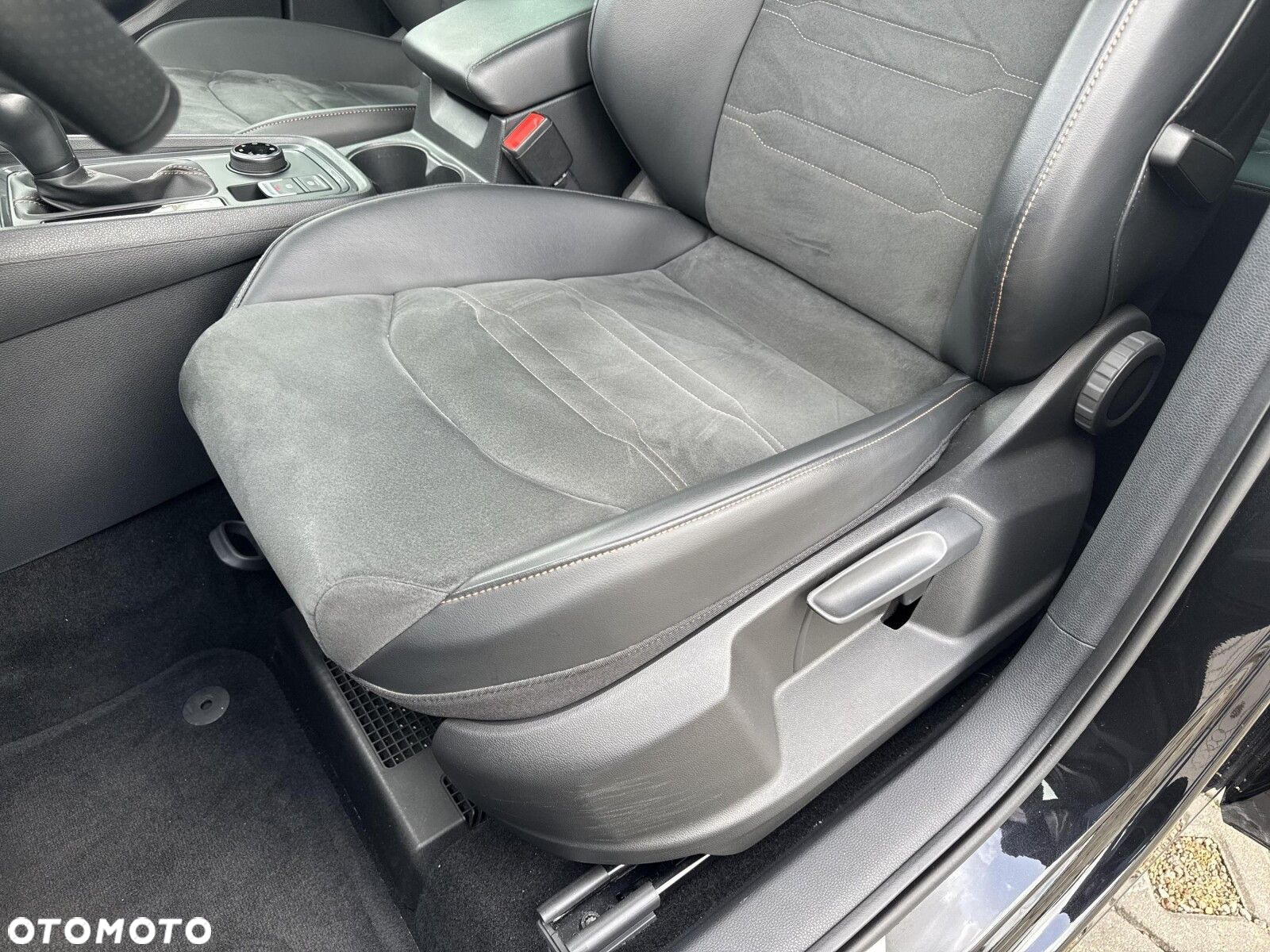 Cupra Ateca 2.0 TSI 4Drive VZ DSG - 13