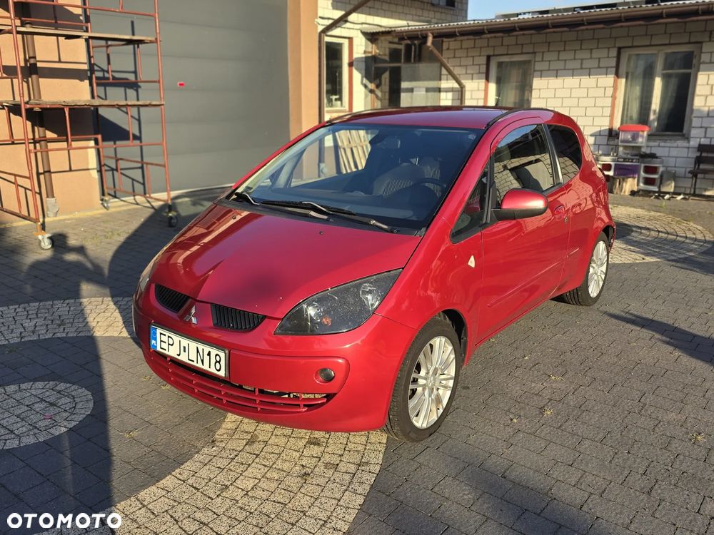 Mitsubishi Colt - 1