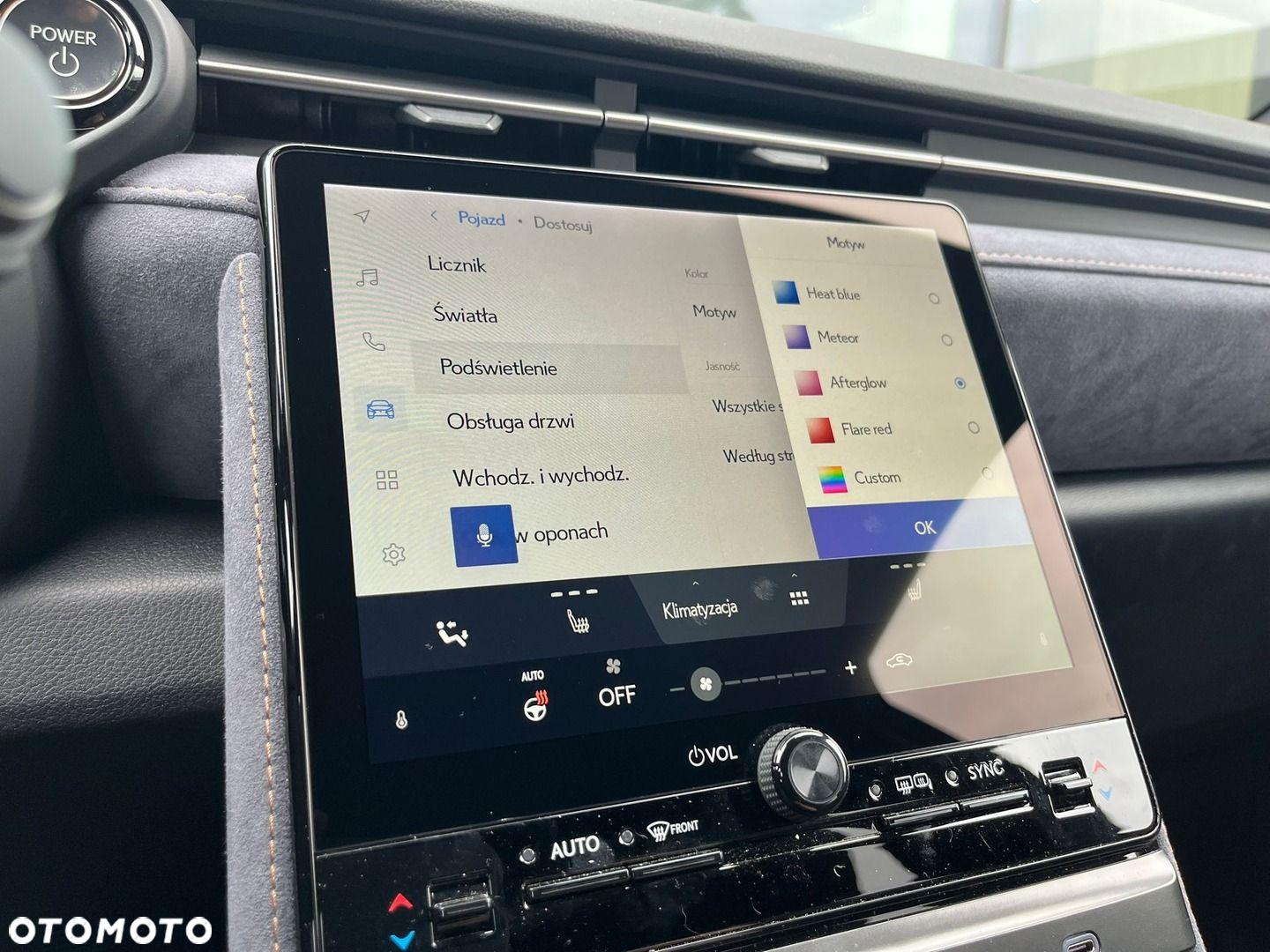 Lexus LBX 1.5 Hybrid Cool - 17
