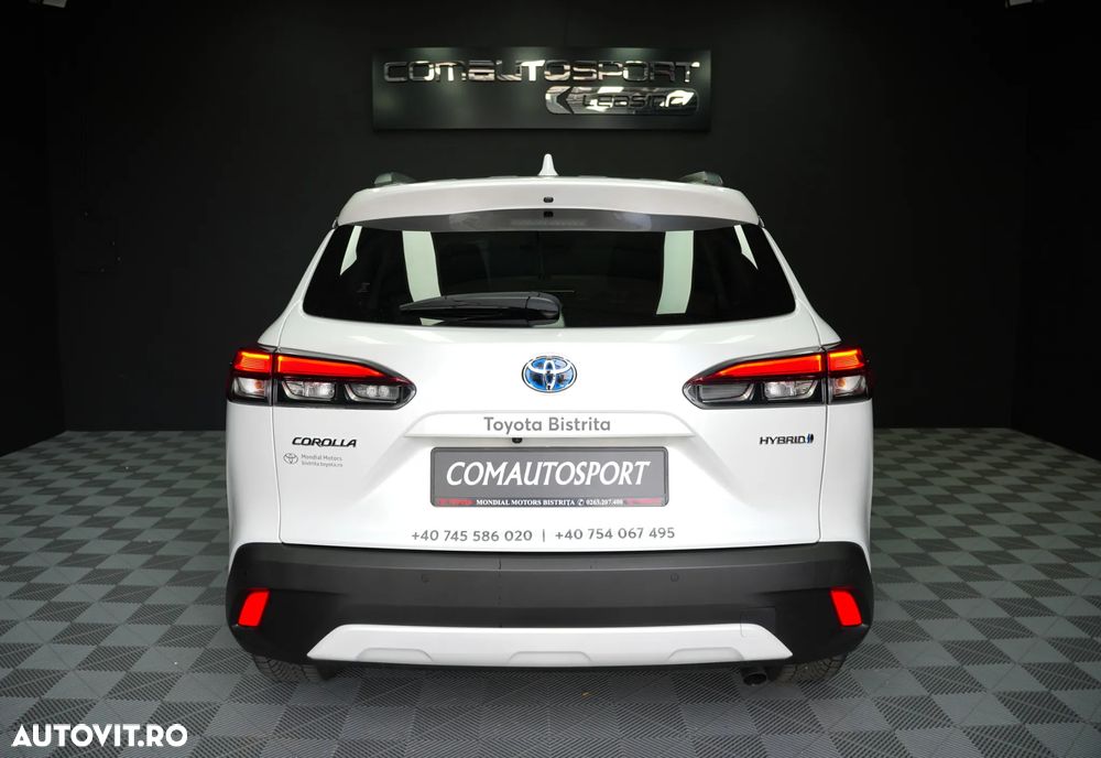 Toyota Corolla Cross - 5