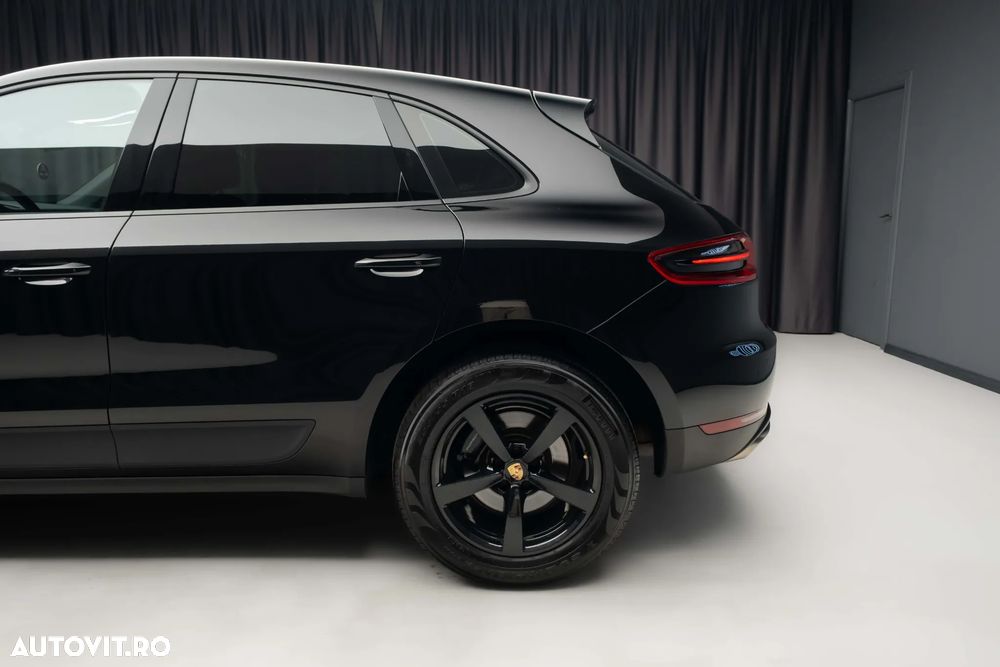 Porsche Macan Standard - 8