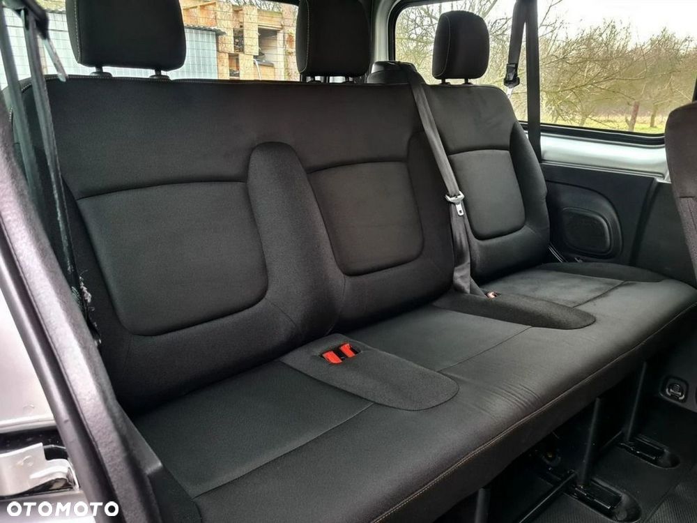 Renault Trafic - 19