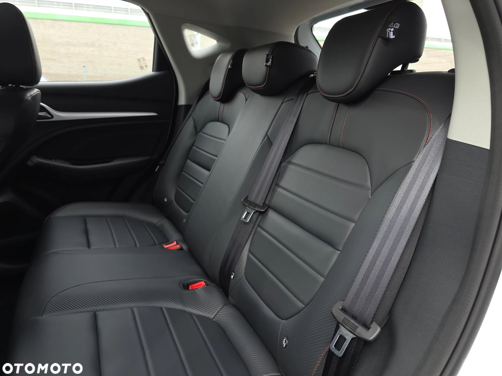 MG ZS 1.5 VTi-Tech Exclusive - 16