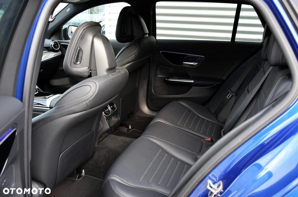 Mercedes-Benz Klasa C 220 d 9G-TRONIC AMG Line - 23