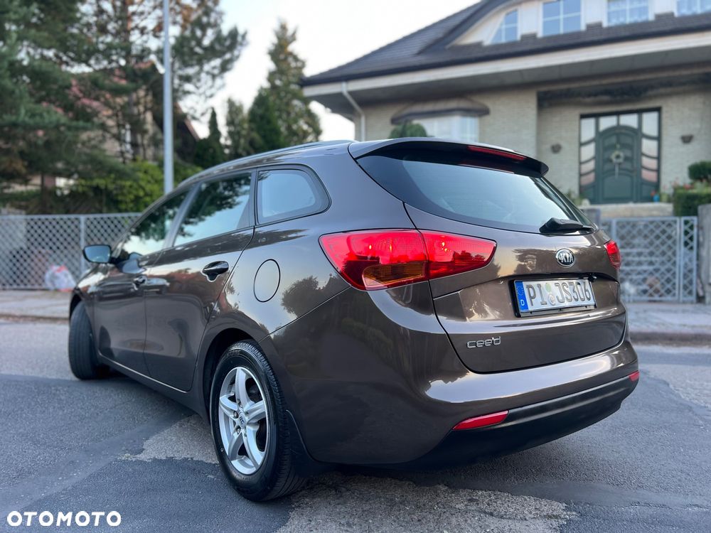 Kia Ceed 1.6 GDI Spirit - 2