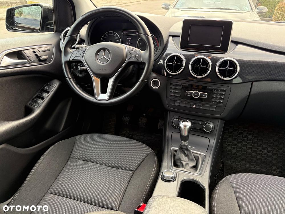 Mercedes-Benz Klasa B 180 (BlueEFFICIENCY) - 10
