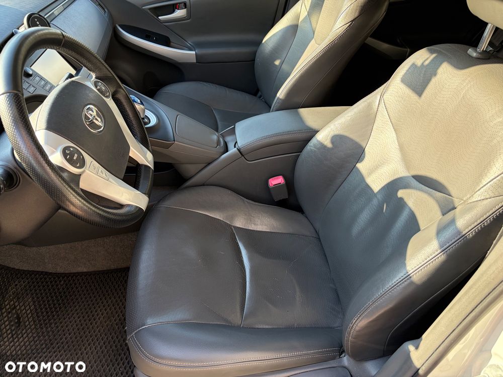 Toyota Prius - 11