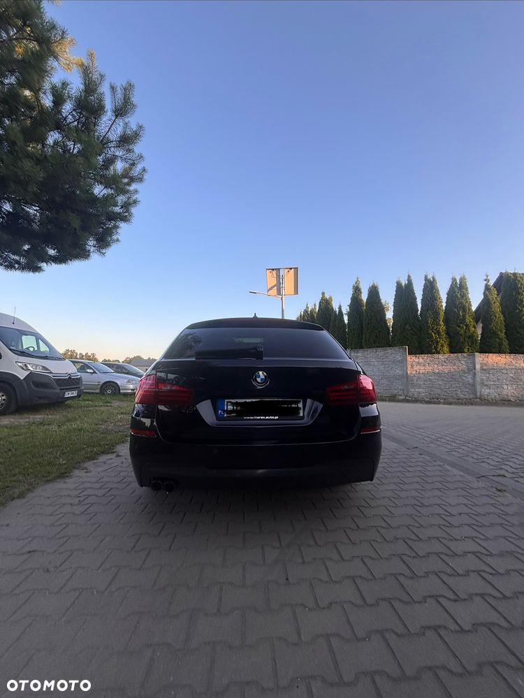 BMW Seria 5 520d Luxury Line - 6