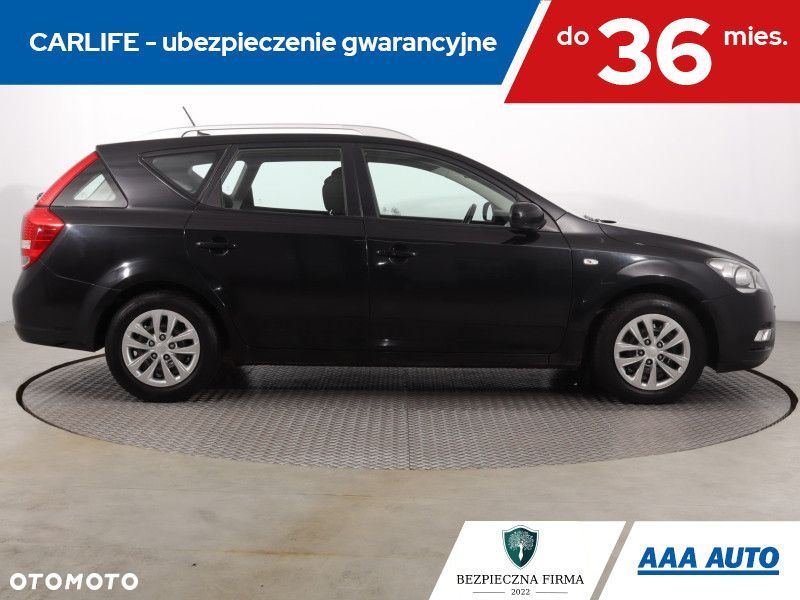 Kia Ceed - 7