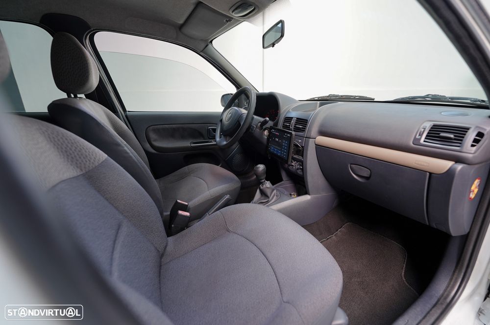 Renault Clio 1.5 dCi Extreme - 2