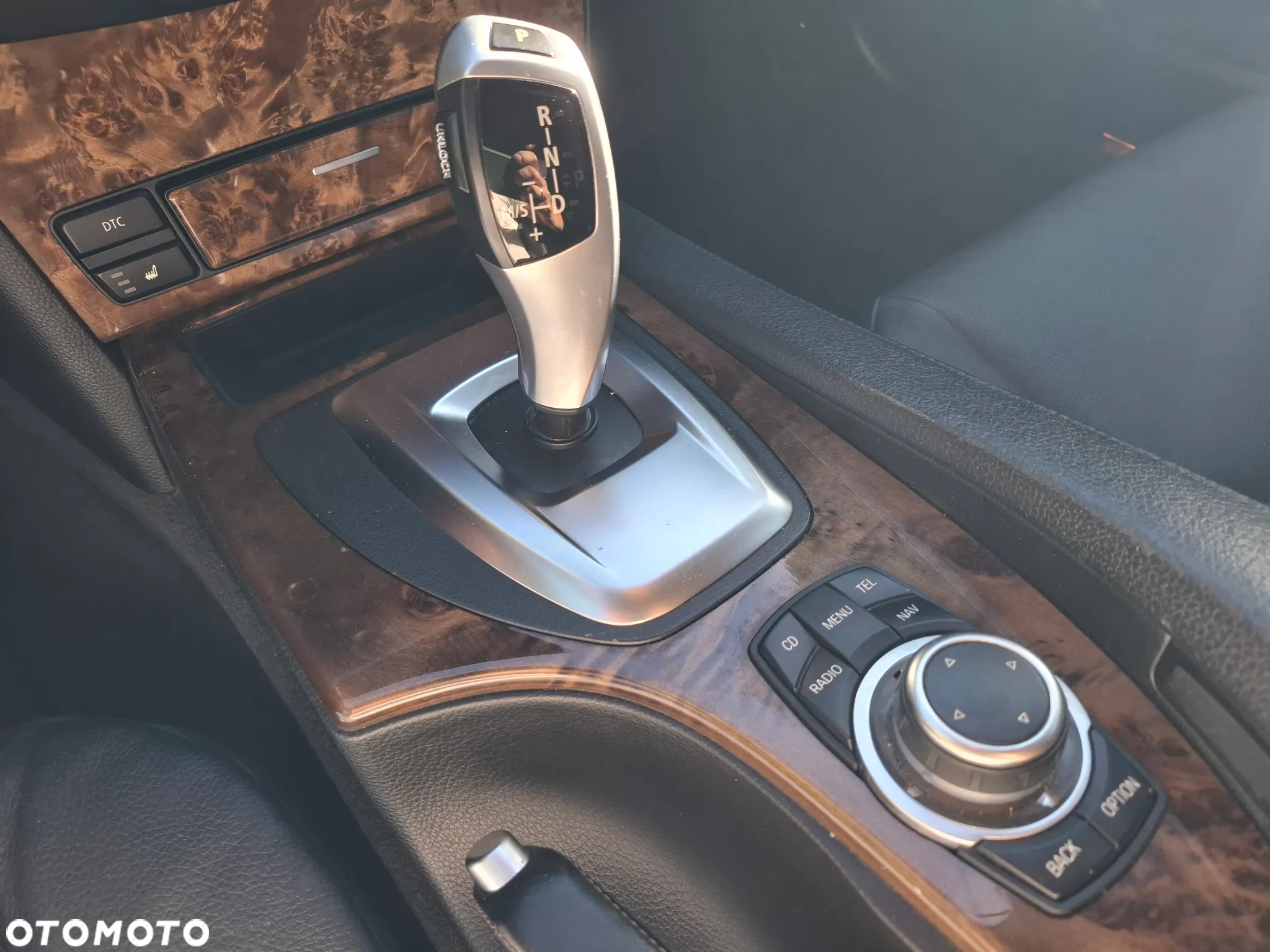BMW Seria 5 520d Touring Special Edition - 9