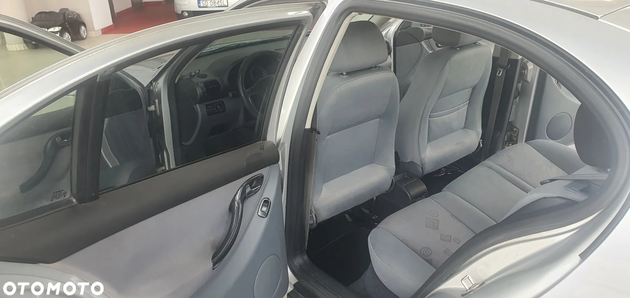 Seat Leon 1.9 TDI Signo - 28