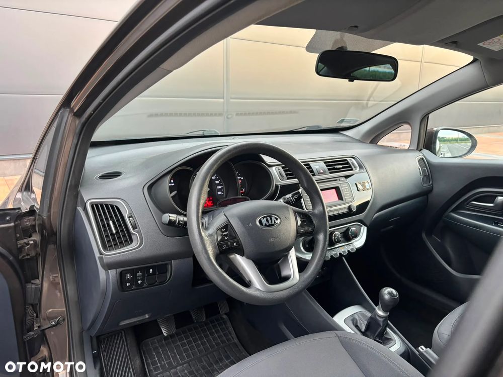 Kia Rio 1.2 M - 2