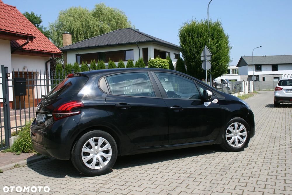 Peugeot 208 1.2 PureTech Allure - 25