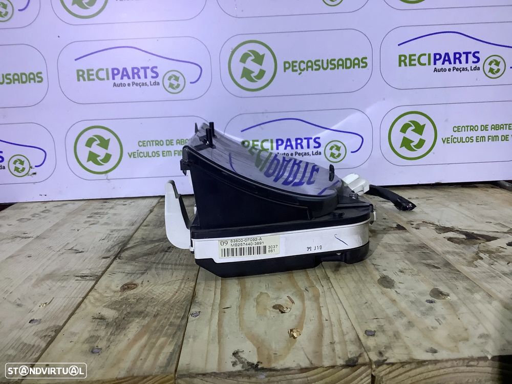 Quadrante Toyota Corolla Verso - 3