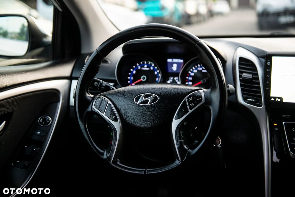 Hyundai i30 1.6 Style - 32