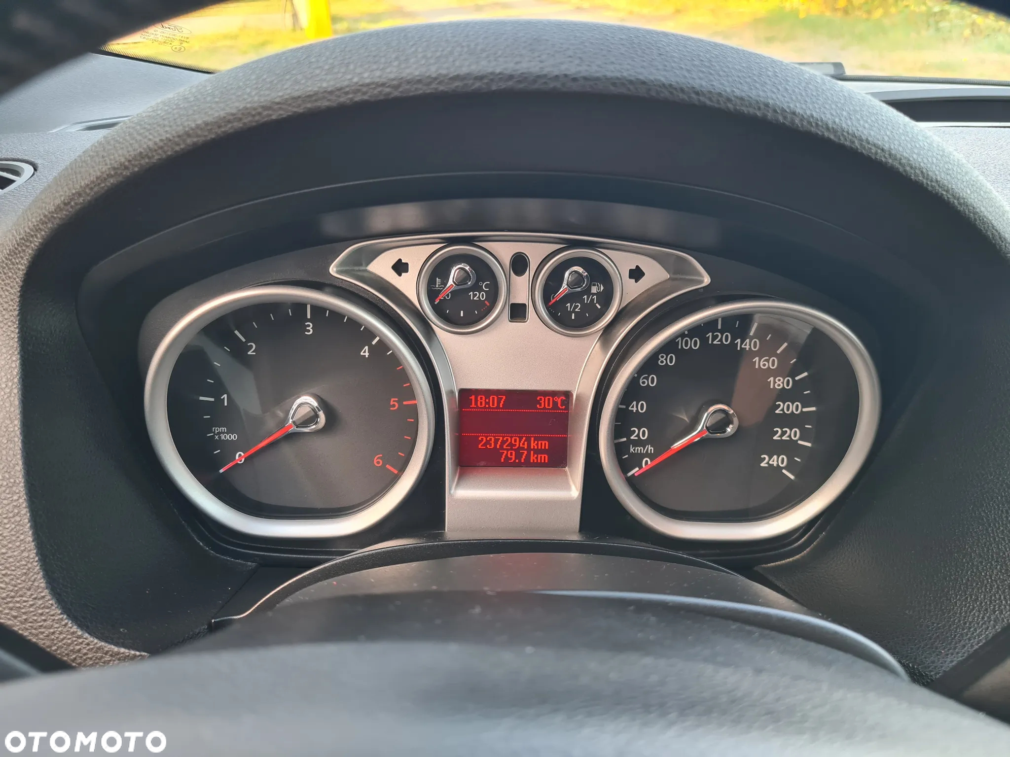 Ford Kuga 2.0 TDCi 4x4 Titanium - 15