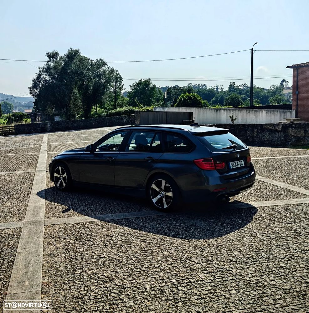 BMW 320 d Pack M - 25