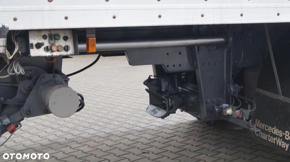 Mercedes-Benz Axor - 22