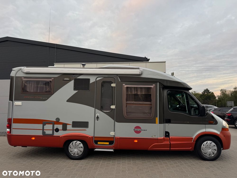 Burstner RENAULT MASTER MEGA VAN - 2