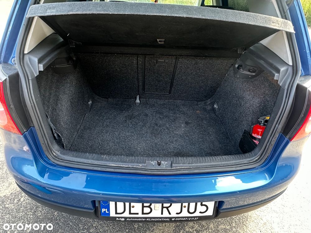 Volkswagen Golf 1.6 FSI Comfortline - 11