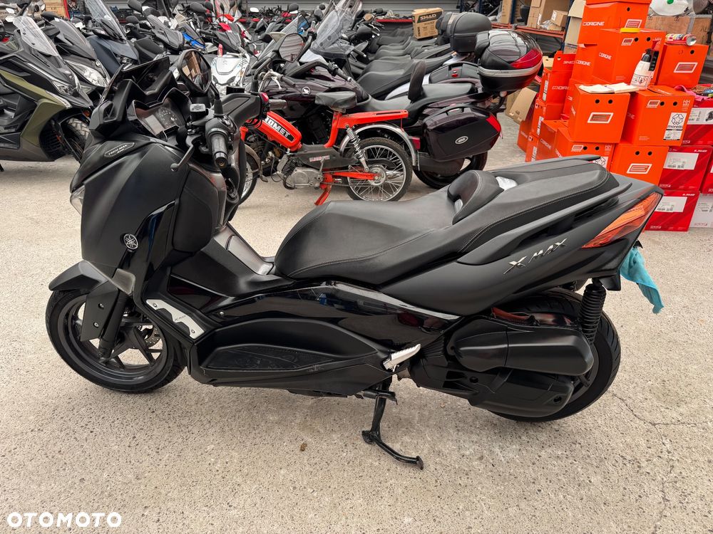 Yamaha X-max - 4