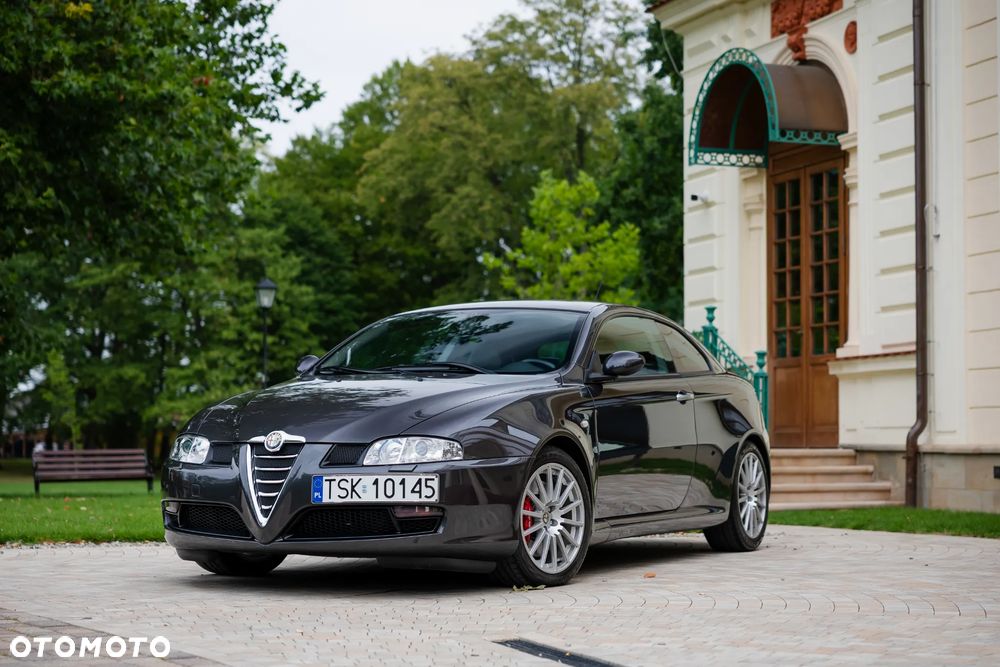 Alfa Romeo GT - 2