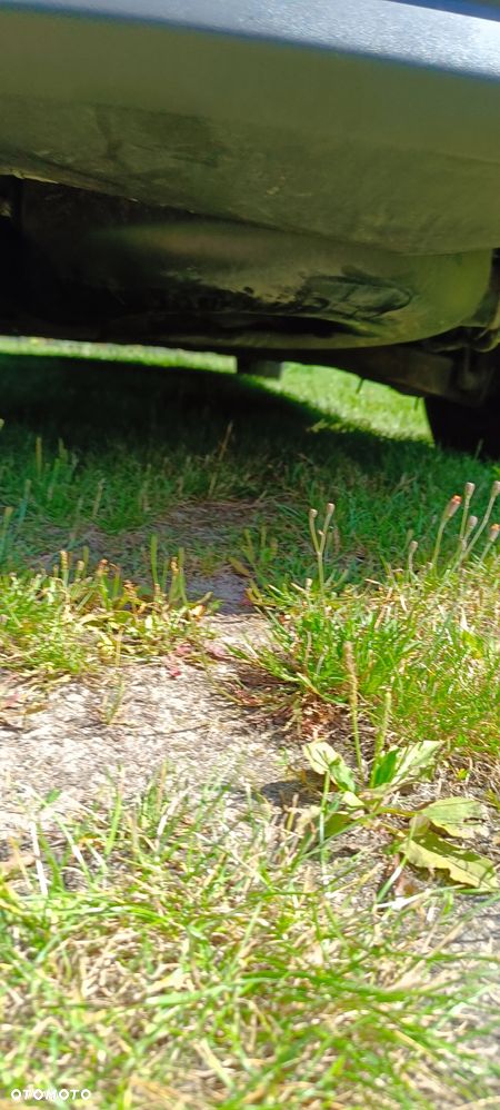 Ford Galaxy 2.0 Ambiente - 15