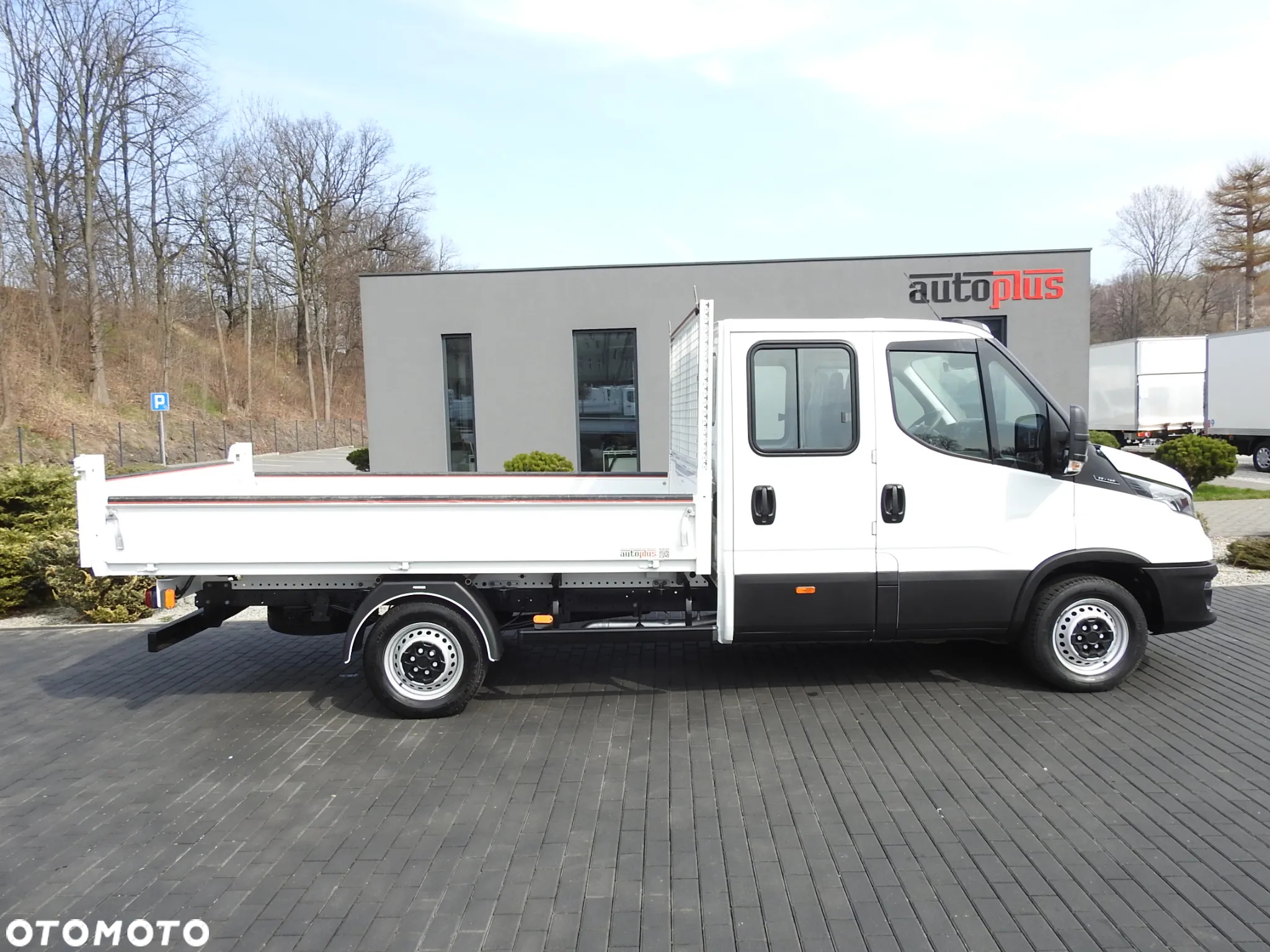 Iveco DAILY 35S14 WYWROTKA PODWÓJNA KABINA DOKA 7 MIEJSC TEMPOMAT KLIMATYZACJA 140KM [ 488124 ] - 9