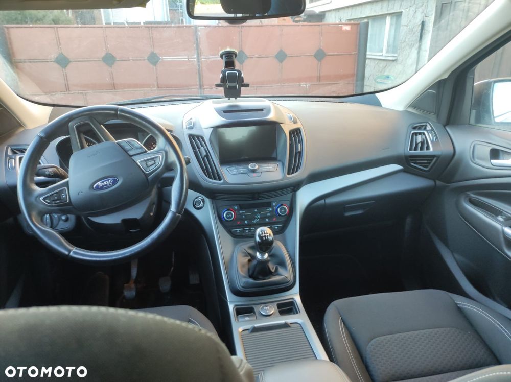 Ford Kuga 1.5 EcoBoost FWD Titanium ASS MMT6 - 6