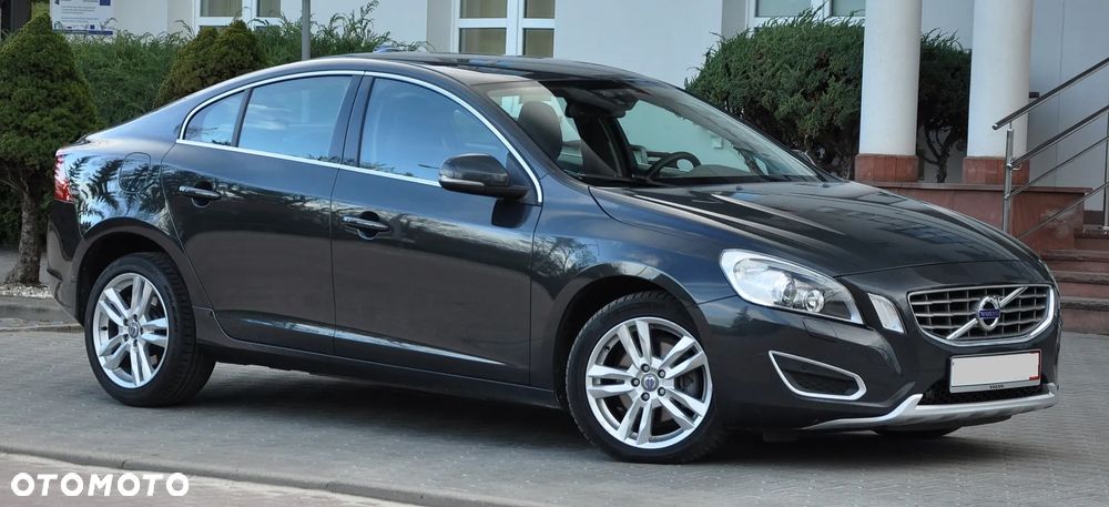 Volvo S60 D4 Geartronic - 12